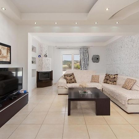 Marble Pool Villa Pastida Екстериор снимка