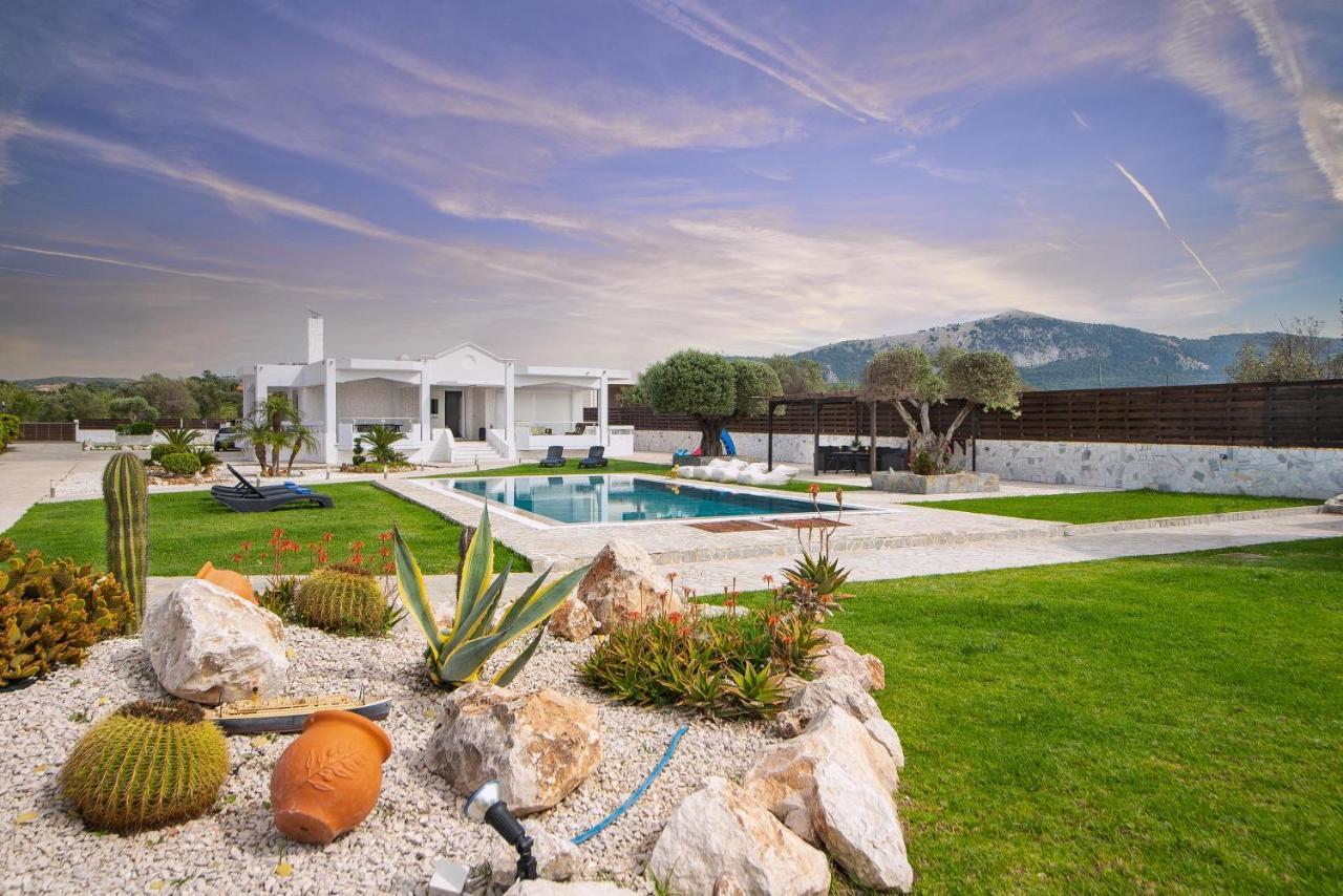 Marble Pool Villa Pastida Екстериор снимка